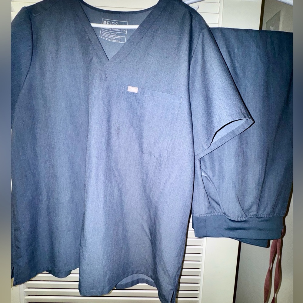 Figs Women’s Scrubs Heather Denim Complete set Size XXL